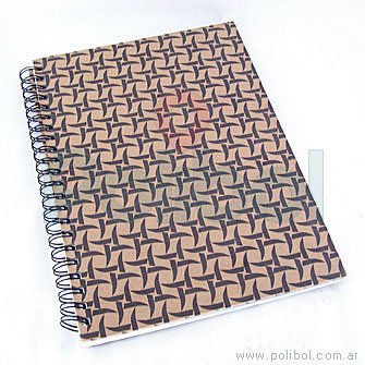 Cuaderno forrado color negro y marrón, espiralado