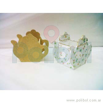 Portasaquitos de fibrofácil